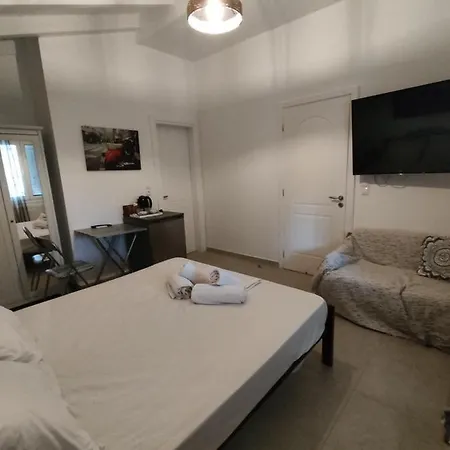 Avra Apartment *