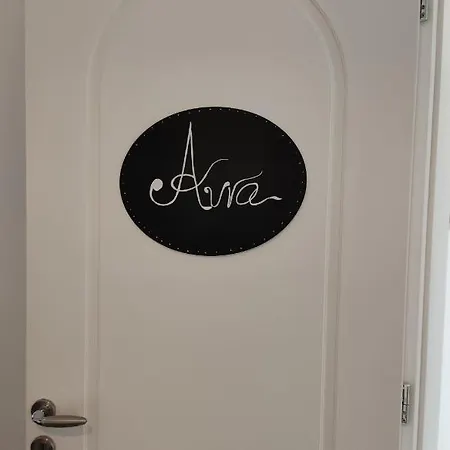 Avra *